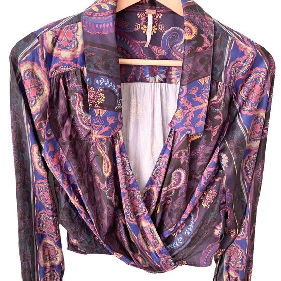 NEW Free People Paisley Print/Mesh Long Sleeve Cropped Top in Size S/P - Picture 3 of 6